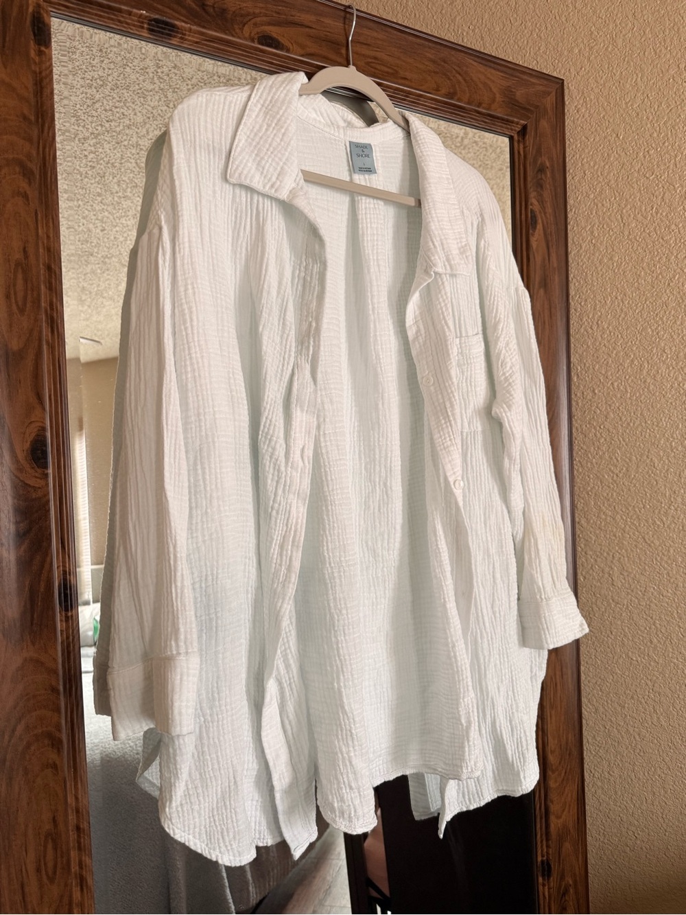 Men's White Lightweight Textured Button-Up Shirt